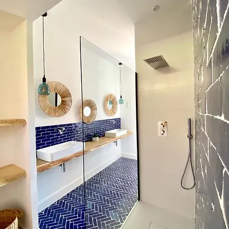 De Standing Avec Magnifique Vue Et Piscines Privees, 빌라 *