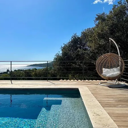 De Standing Avec Magnifique Vue Et Piscines Privees,