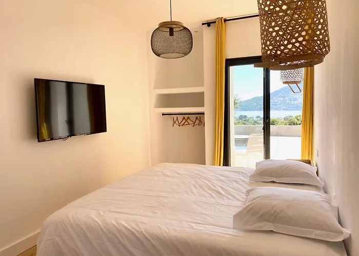 De Standing Avec Magnifique Vue Et Piscines Privées, *