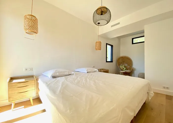 De Standing Avec Magnifique Vue Et Piscines Privées, *