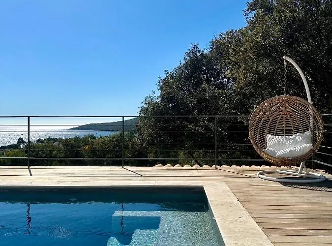 De Standing Avec Magnifique Vue Et Piscines Privées,