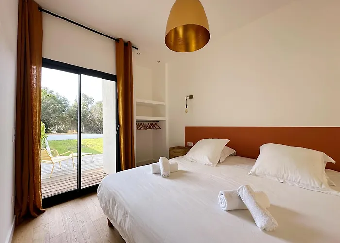 Villa De Standing Avec Magnifique Vue Et Piscines Privées,