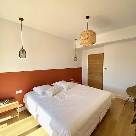 De Standing Avec Magnifique Vue Et Piscines Privees, Βίλα