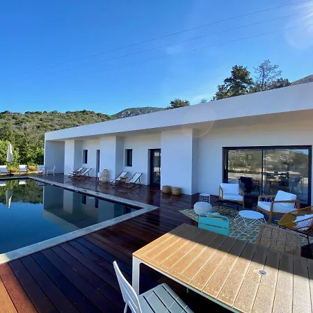 De Standing Avec Magnifique Vue Et Piscines Privees, Sagone (Corsica)