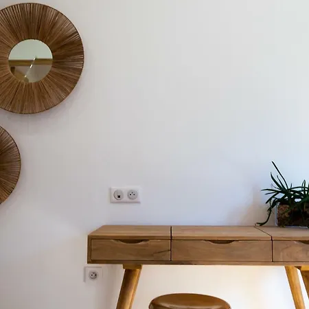 De Standing Avec Magnifique Vue Et Piscines Privees, סאגון