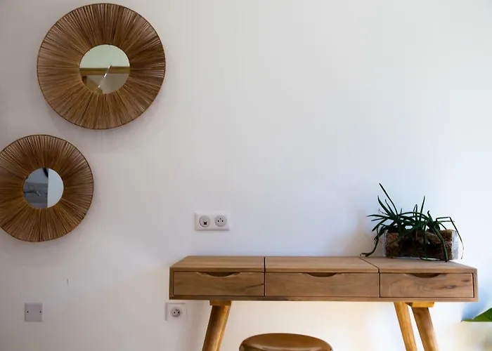 De Standing Avec Magnifique Vue Et Piscines Privees, Sagone (Corsica)